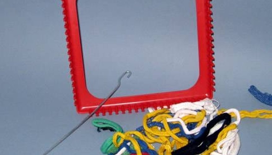 Peg loom pot holder supplies