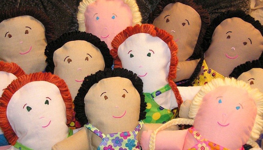 Dolls made using the pancake method. Primitive dolls are made using similar techniques. Dolls made using the pancake method. Primitive dolls are made using similar techniques.