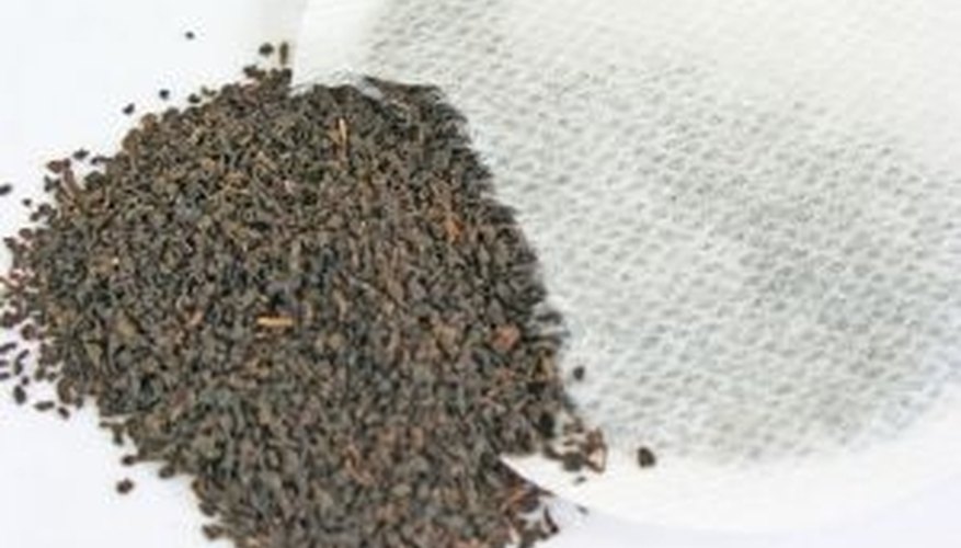 Use loose tea and cheesecloth to make homemade tea bags. Use loose tea and cheesecloth to make homemade tea bags.