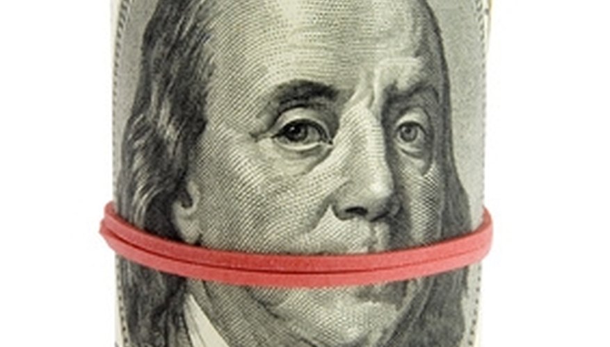 Silver certificates were replaced by federal reserve notes in 1963. Silver certificates were replaced by federal reserve notes in 1963.