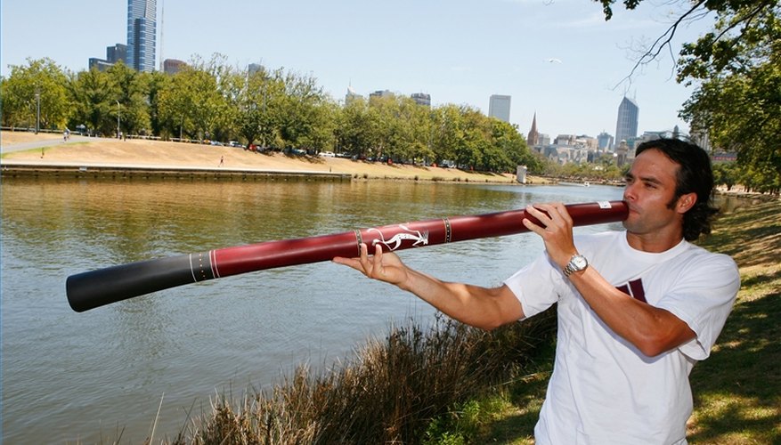 Make a Didgeridoo Make a Didgeridoo