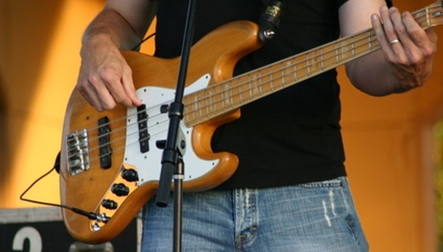Play 1-4-5 Bass Guitar Progressions Play 1-4-5 Bass Guitar Progressions