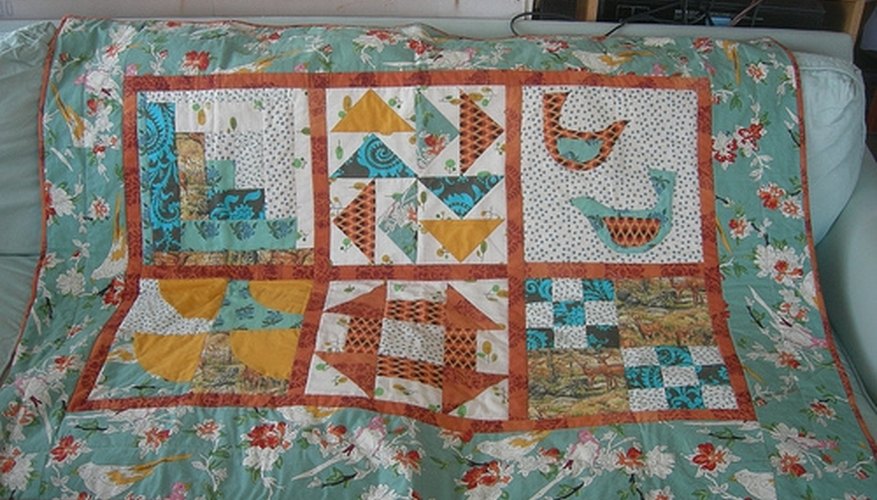 Cover a Sofa With a Quilt Cover a Sofa With a Quilt