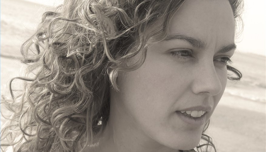 Good reference photo for wavy hair.