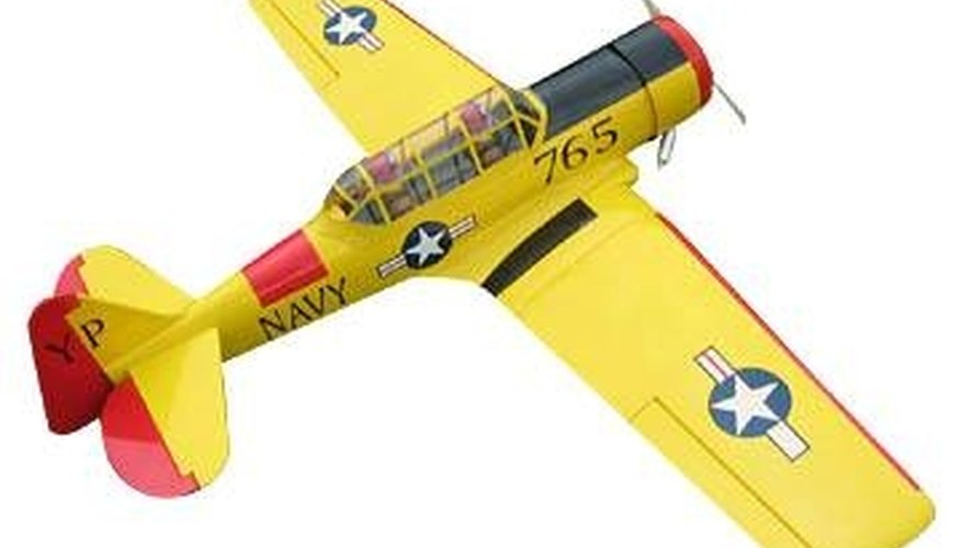 Build a Homemade Model Airplane Build a Homemade Model Airplane