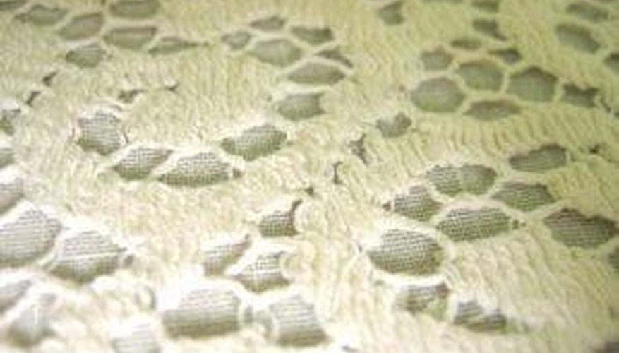 Make a Lace Table Cloth Make a Lace Table Cloth