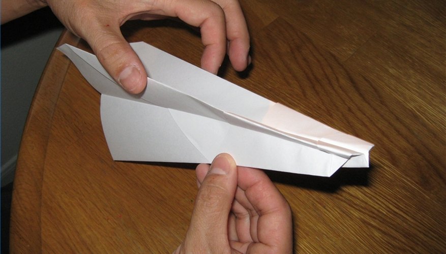 Your plane will not fly if the wings droop. Your plane will not fly if the wings droop.