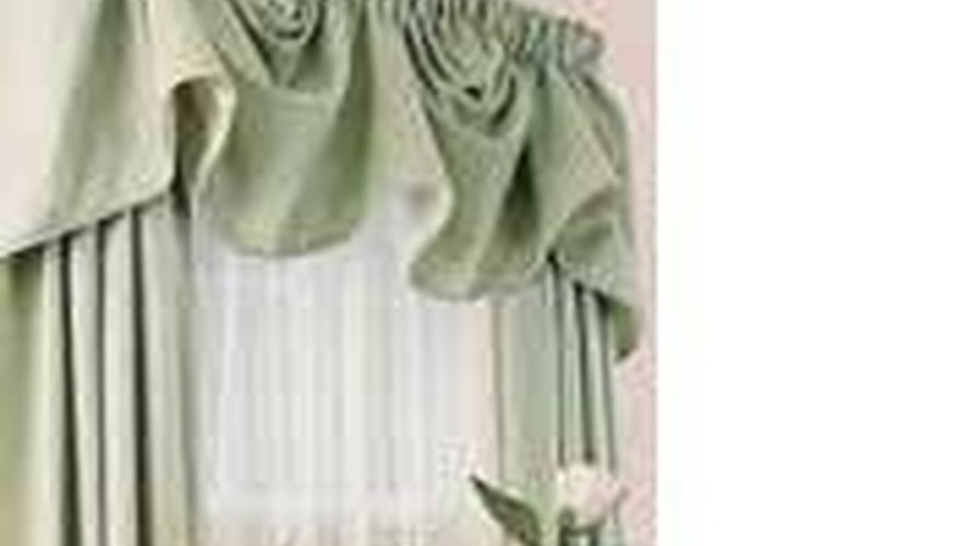 Shirred austrian valance Shirred austrian valance