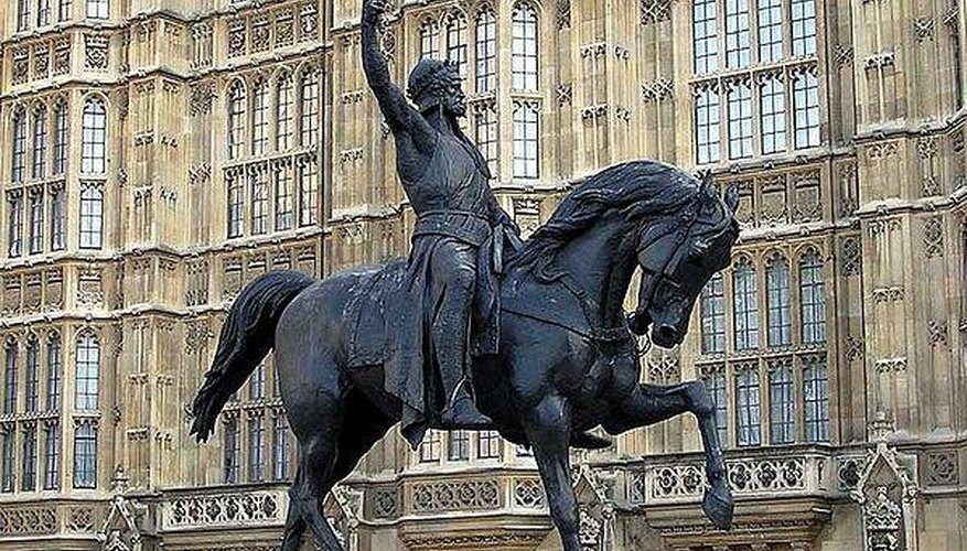 Richard the Lionheart bronze statue, courtesy of Wikimedia Commons