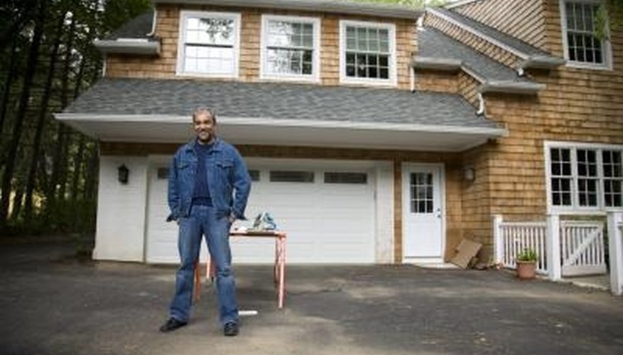 A homeowner's allies for fighting mold on driveways are detergent, bleach and borate. A homeowner's allies for fighting mold on driveways are detergent, bleach and borate.