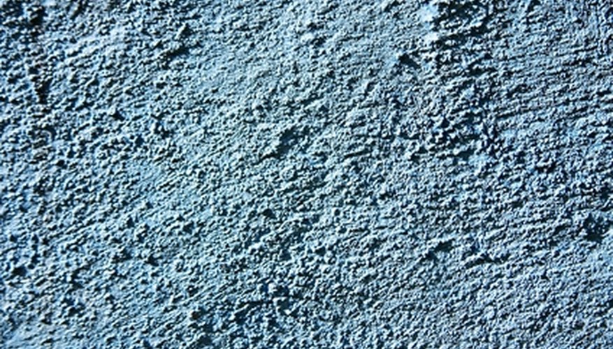 Copper sulfate stains produce various shades of blue depending on concentration. Copper sulfate stains produce various shades of blue depending on concentration.