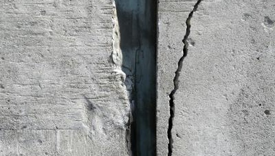 You can resurface a concrete wall that's starting to crack or show signs of wear. You can resurface a concrete wall that's starting to crack or show signs of wear.