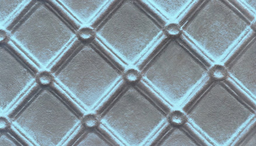 An argyle pattern has a more elongated diamond shape than shown here. An argyle pattern has a more elongated diamond shape than shown here.
