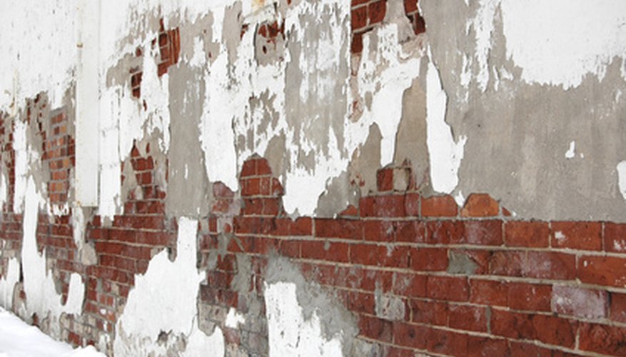 Stucco can be applied to concrete, block and brick exteriors. Stucco can be applied to concrete, block and brick exteriors.