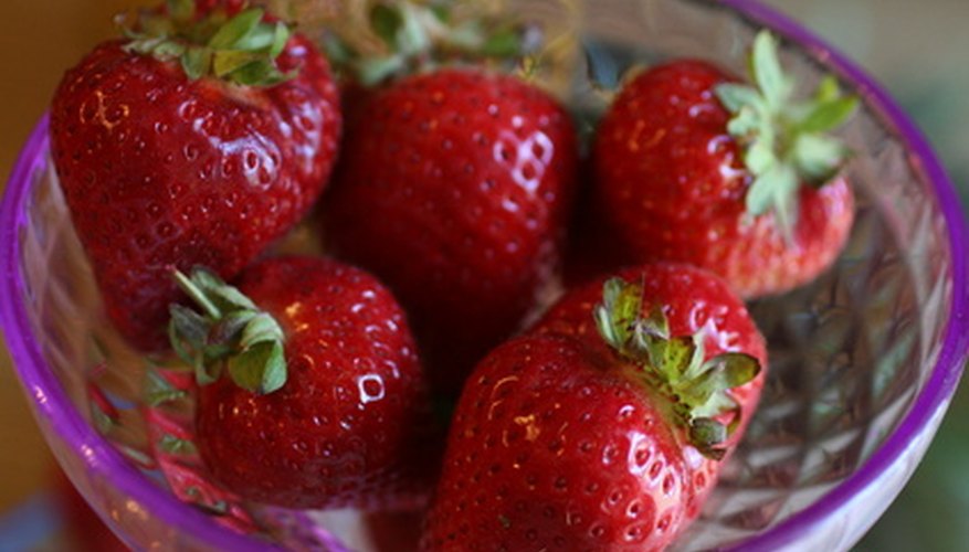Berries appear frequently in erotic literatures as food for passion. Berries appear frequently in erotic literatures as food for passion.