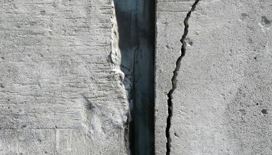 You can repair small cracks without removing the entire wall. You can repair small cracks without removing the entire wall.