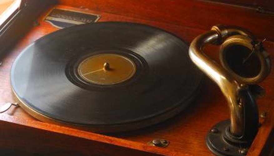 Photo Credit: Laurin Rinder/Hemera/Getty Images Close up on Victrola