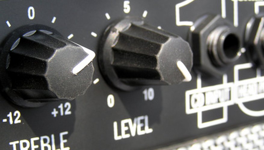 Many amplifiers require you to connect the speakers to an amplifier. Many amplifiers require you to connect the speakers to an amplifier.