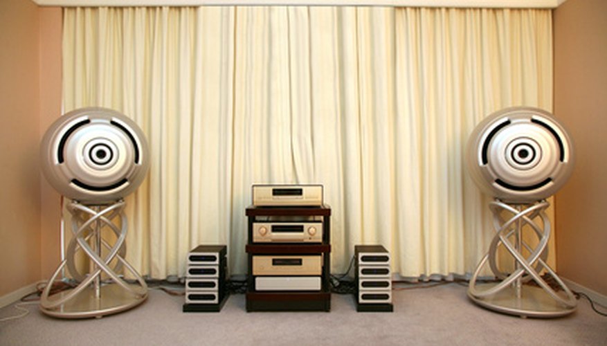 The Peavey CS 400 can be used as part of a home stereo system. The Peavey CS 400 can be used as part of a home stereo system.