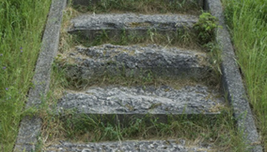 Rough stone steps similar to hypertufa Rough stone steps similar to hypertufa