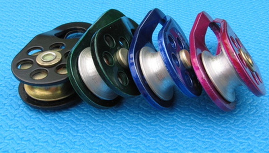 Thread the cord through the pulley. Thread the cord through the pulley.