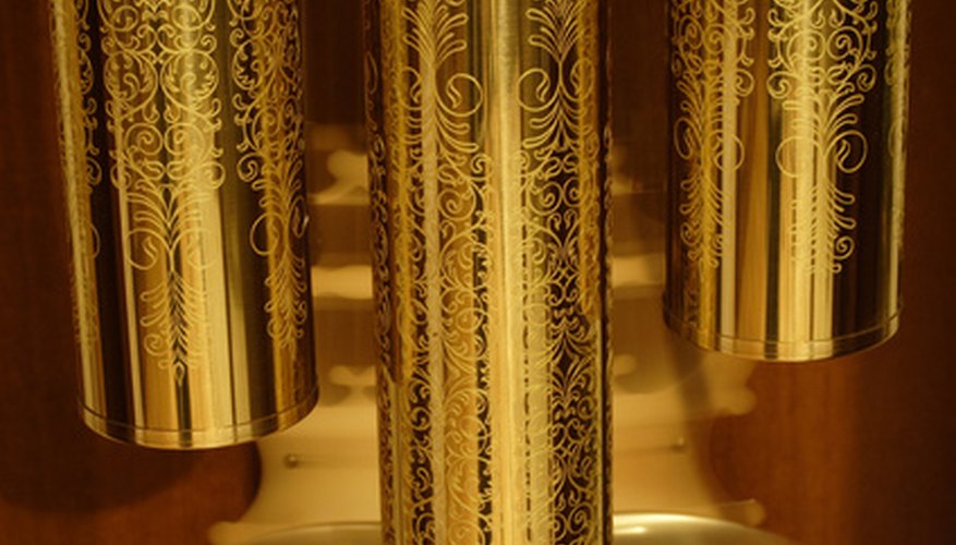 Adjust chimes on a Pearl Grandfather clock for better performance. Adjust chimes on a Pearl Grandfather clock for better performance.
