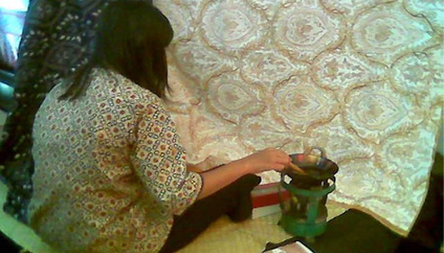 Batik fabric making is a Polynesian tradition. Batik fabric making is a Polynesian tradition.
