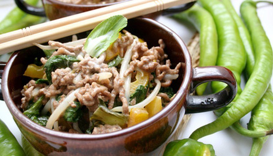 Vegetables are a main part of Chinese meals. Vegetables are a main part of Chinese meals.