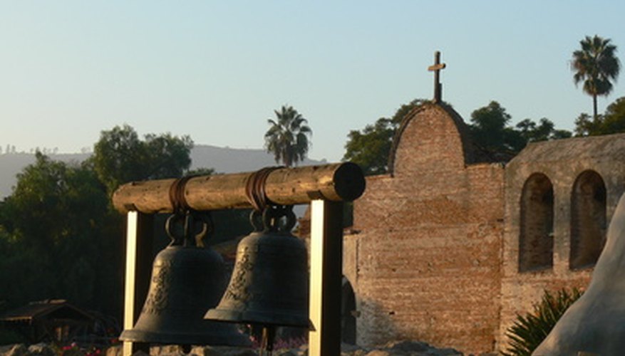 Priests in Mexican missions planted cosmos. Priests in Mexican missions planted cosmos.