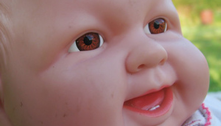 Reborn dolls can be made from any type of vinyl baby doll. Reborn dolls can be made from any type of vinyl baby doll.