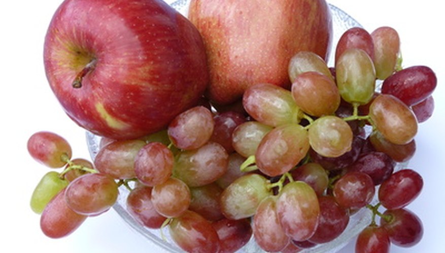Fruit trees are classified by their genus, size and fruit. Fruit trees are classified by their genus, size and fruit.