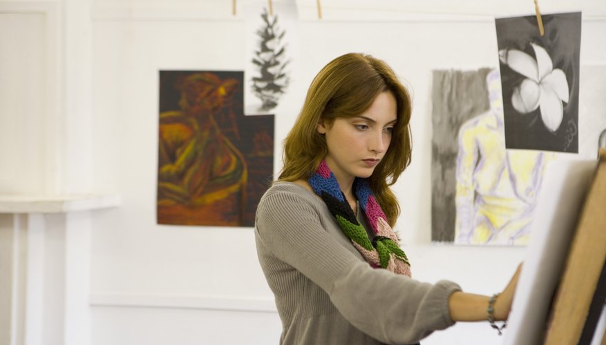 It takes great concentration to paint a photo-realistic portrait. It takes great concentration to paint a photo-realistic portrait.