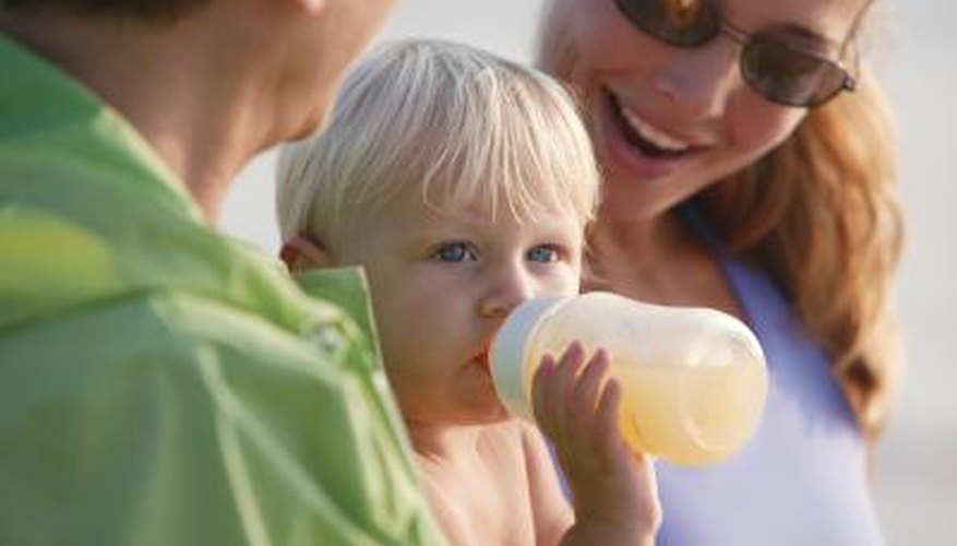 Keep you baby healthy by sterilising his bottle. Keep you baby healthy by sterilising his bottle.