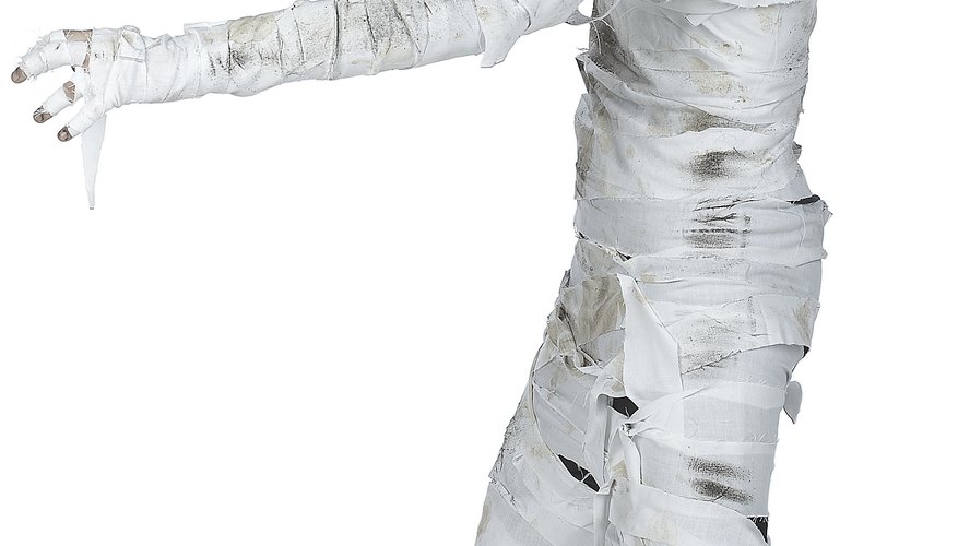 Dance like a mummy when you do the Monster Mash. Dance like a mummy when you do the Monster Mash.