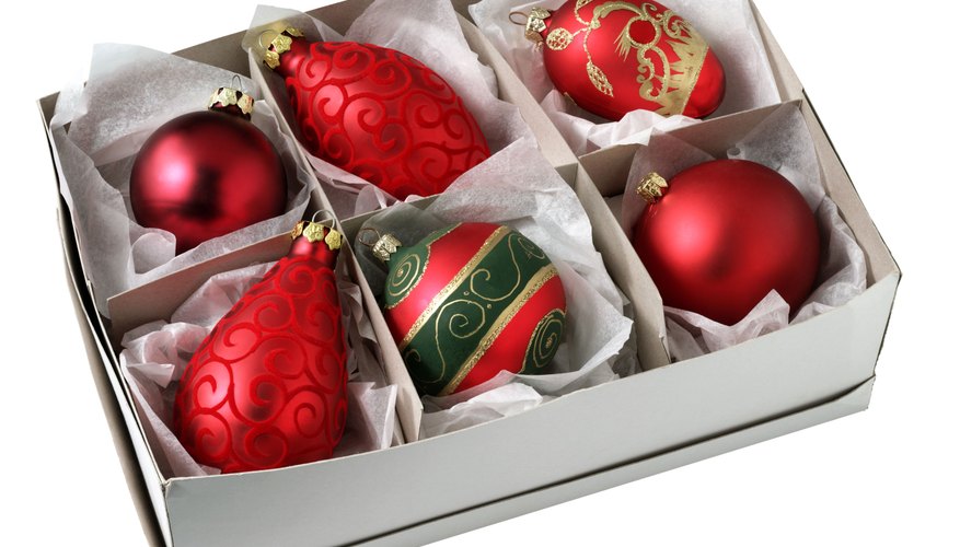 Box dividers can help you organize objects like Christmas ornaments. Box dividers can help you organize objects like Christmas ornaments.