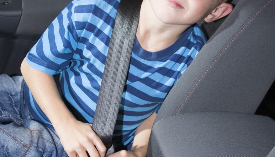 When a child is more than 12 years old or 4 feet 9 inches tall, he can use an adult seat belt. When a child is more than 12 years old or 4 feet 9 inches tall, he can use an adult seat belt.