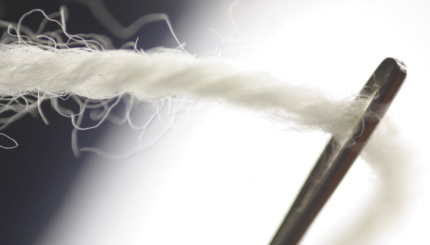 Needles also have different-sized eyes to accommodate different threads, yarns and ribbons. Needles also have different-sized eyes to accommodate different threads, yarns and ribbons.