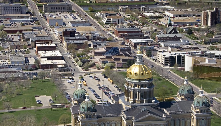 Des Moines is the largest city in Iowa. Des Moines is the largest city in Iowa.