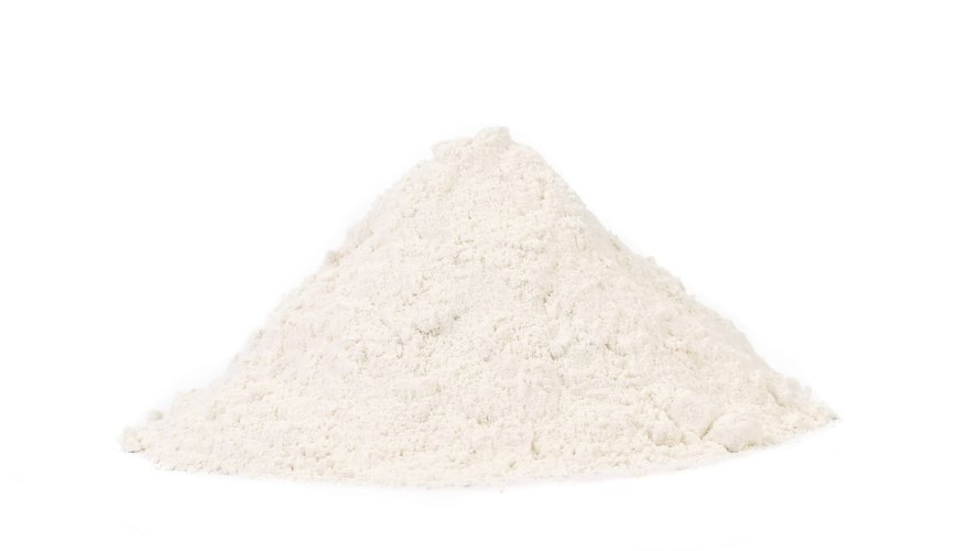 Avoid using talcum powder, which can irritate your baby's lungs. Avoid using talcum powder, which can irritate your baby's lungs.