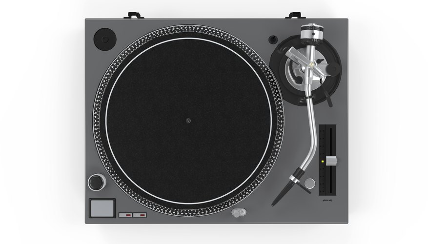 The counterweight is mounted on the tonearm at the opposite end from the stylus. The counterweight is mounted on the tonearm at the opposite end from the stylus.