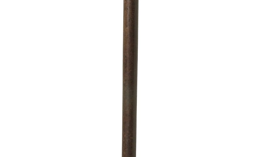Old-fashioned augers had wooden handles. Old-fashioned augers had wooden handles.