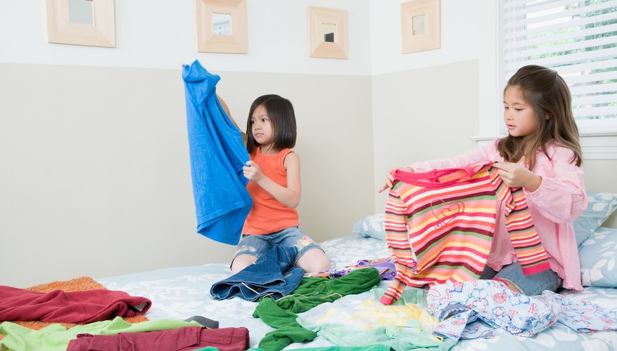 Getting your kids to do chores teaches them that their household contributions matter. Getting your kids to do chores teaches them that their household contributions matter.