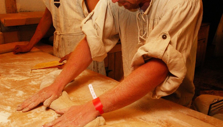 Bread makers use the fermentation of yeast to cause bread to rise. Bread makers use the fermentation of yeast to cause bread to rise.