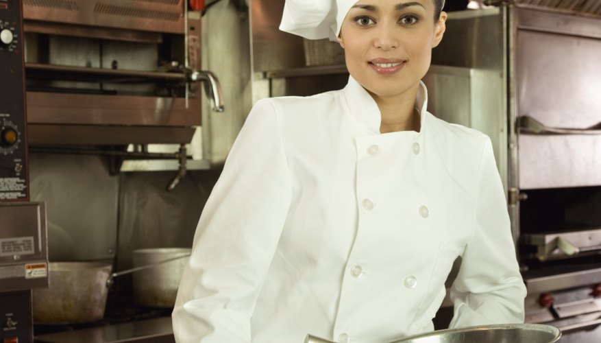 Help your child feel like a real chef by making chef's hats with him. Help your child feel like a real chef by making chef's hats with him.