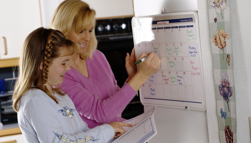 Parents and children can create a schedule together. Parents and children can create a schedule together.