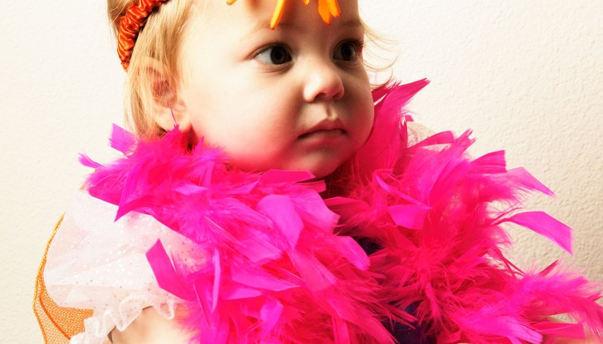 Use bold colors for a glitzy look. Use bold colors for a glitzy look.