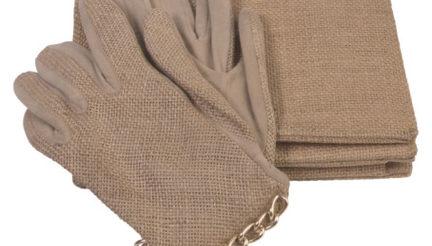Hemp fabric is a better insulator and better UV-blocker than cotton fabric. Hemp fabric is a better insulator and better UV-blocker than cotton fabric.
