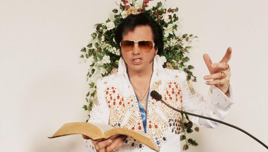 Elvis Presley has many immitators from all walks of life. Elvis Presley has many immitators from all walks of life.