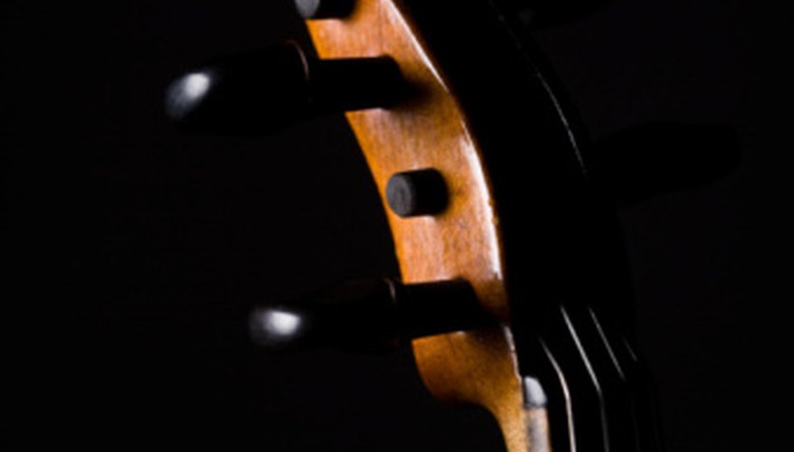 Know the difference in cello bow sizes. Know the difference in cello bow sizes.