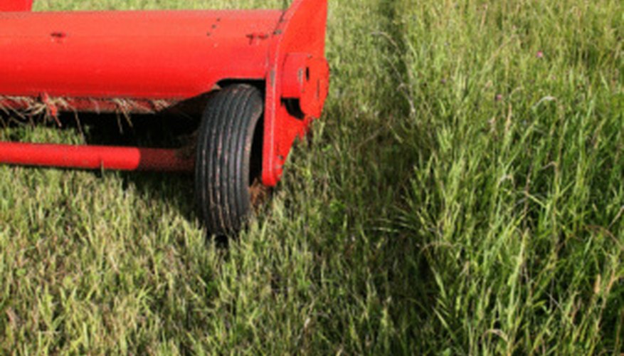 Push reel mowers are quieter and less polluting. Push reel mowers are quieter and less polluting.